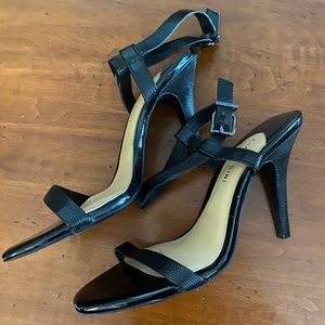 Gianni Bini Black Heels